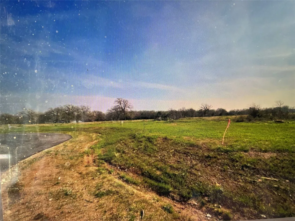 19032 FM 86 #1-12 Red Rock, TX 78662