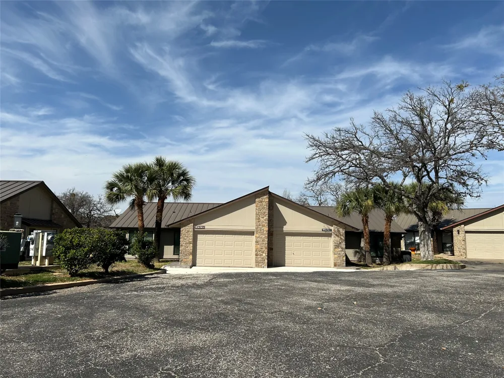 100 Bay Point Drive #8 Horseshoe Bay, TX 78657