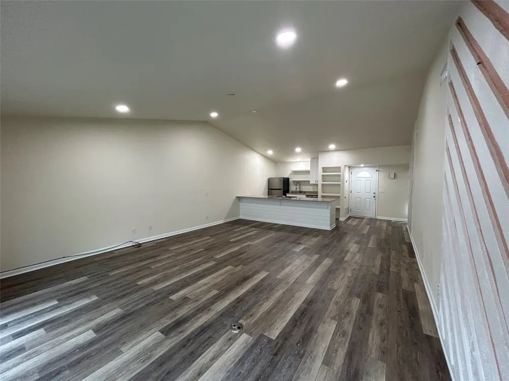 100 Bay Point Drive #8 Horseshoe Bay, TX 78657