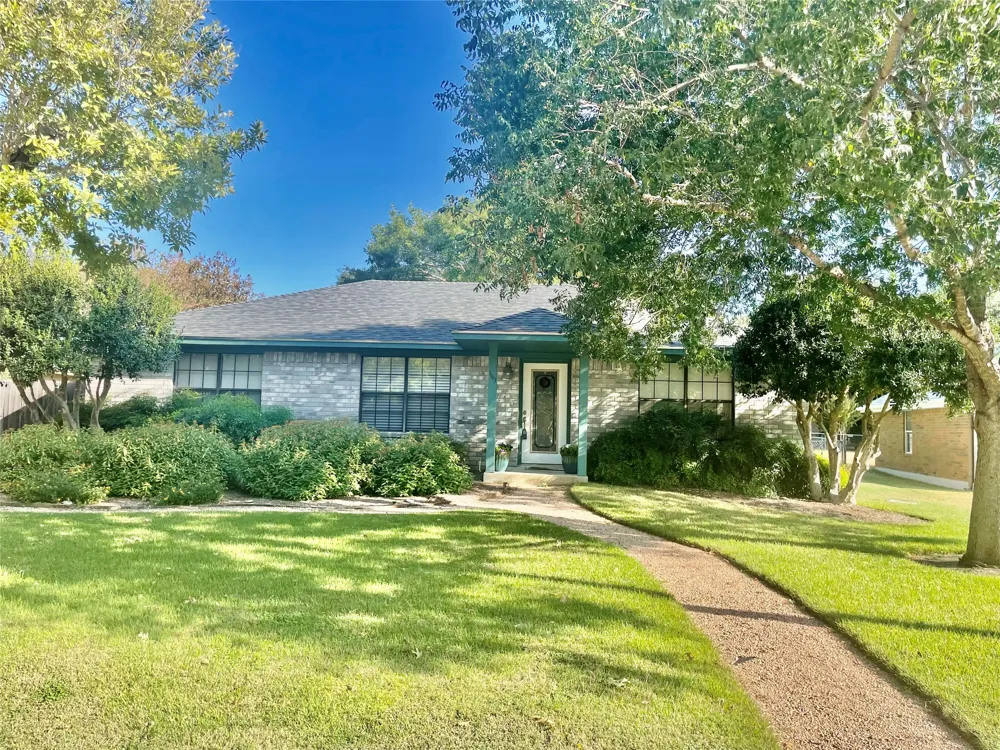 1113 Hackberry Drive Marble Falls, TX 78654