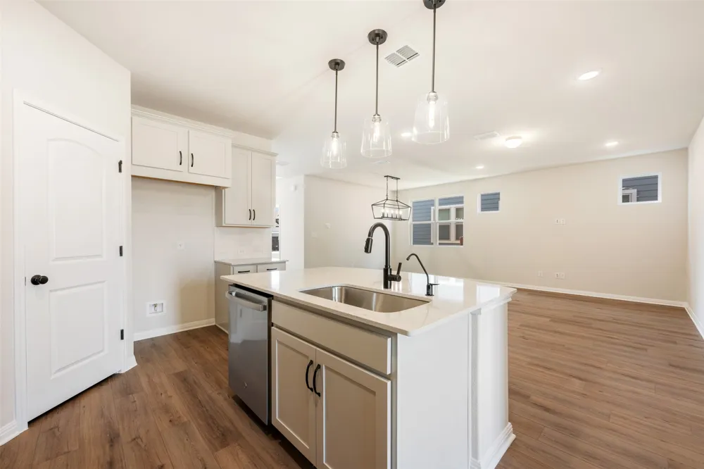 433 Carr Drive Liberty Hill, TX 78642