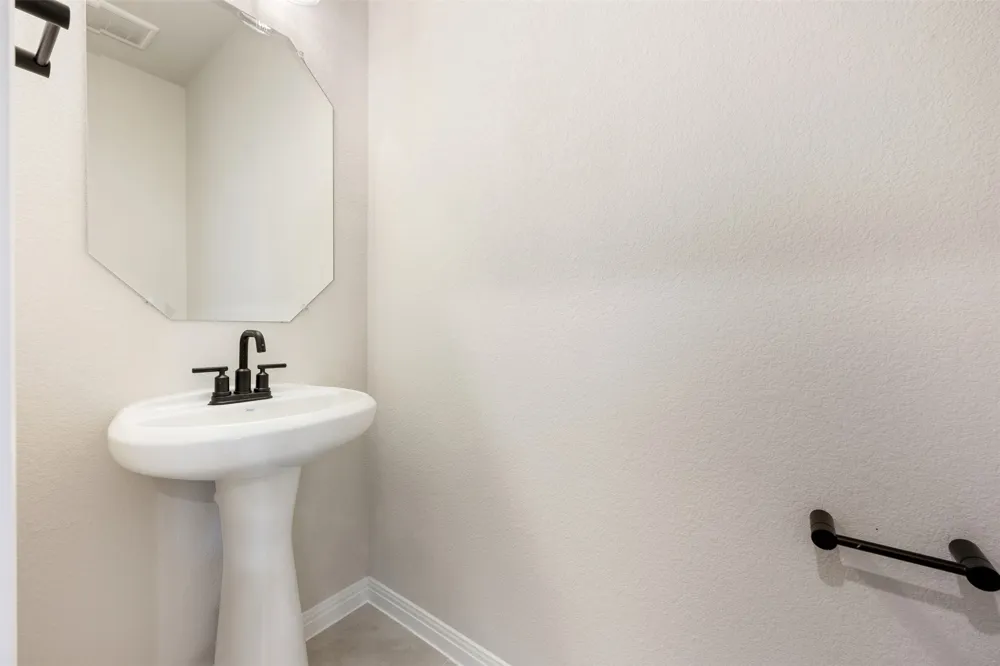433 Carr Drive Liberty Hill, TX 78642