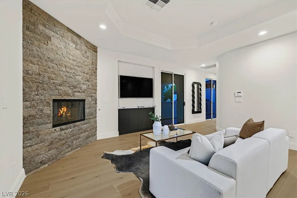 3844 Glasgow Green Drive Las Vegas, NV 89141