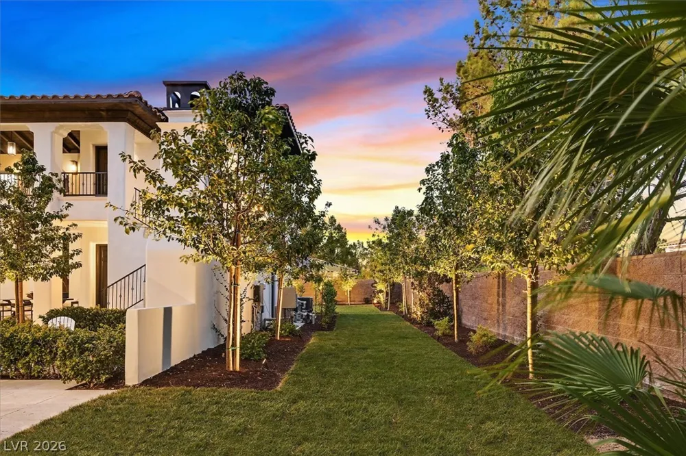 3844 Glasgow Green Drive Las Vegas, NV 89141