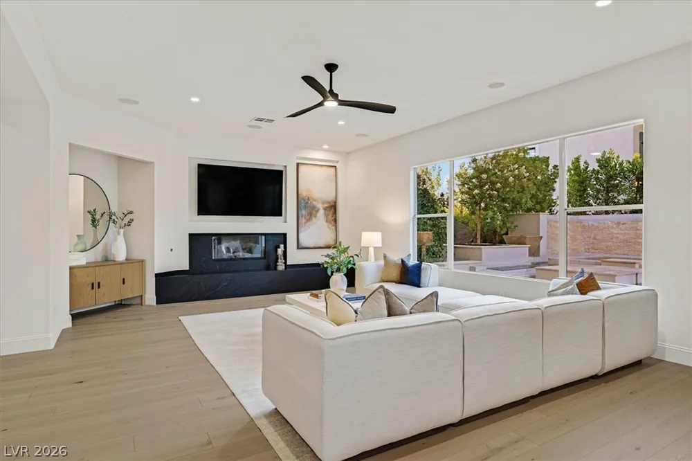 3844 Glasgow Green Drive Las Vegas, NV 89141