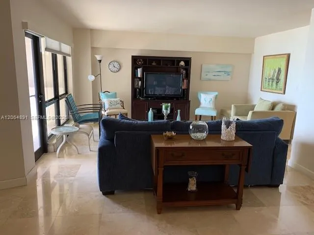 4900 Ocean Blvd #1509 Lauderdale By The Sea, FL 33308