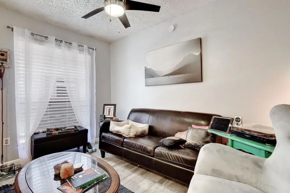 5012 Duval Street #101 Austin, TX 78751