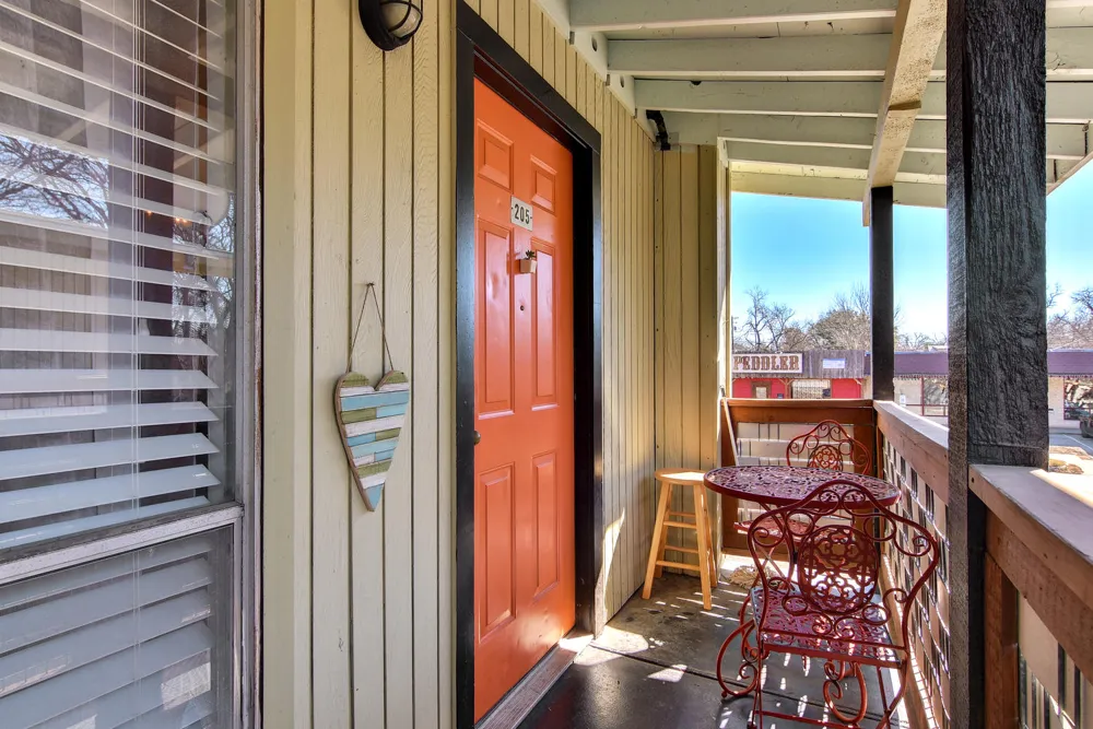 5012 Duval Street #101 Austin, TX 78751