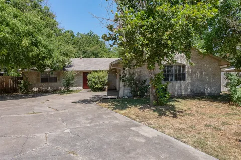 8603 Woodstone Drive #B