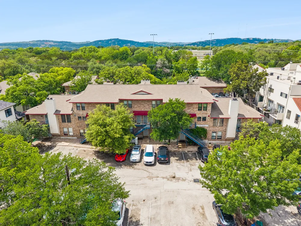 1404 Norwalk Lane #204 Austin, TX 78703