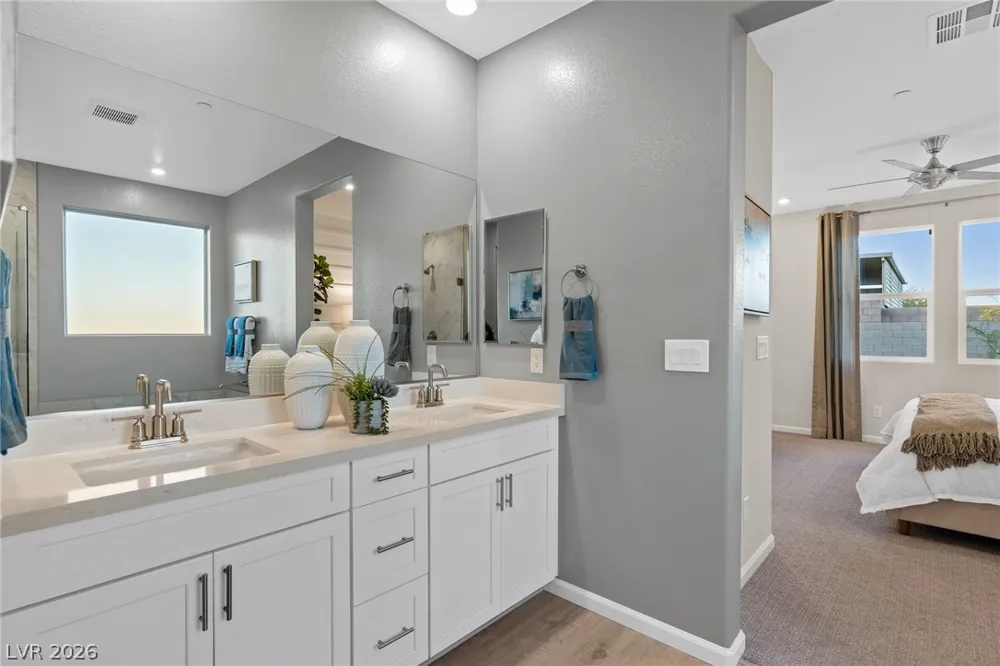 3896 Blooming Orange Avenue Las Vegas, NV 89141