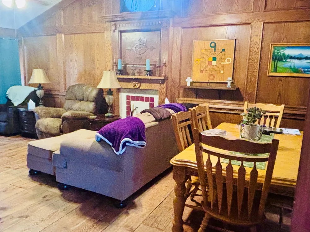 105 Tom Tom Smithville, TX 78957