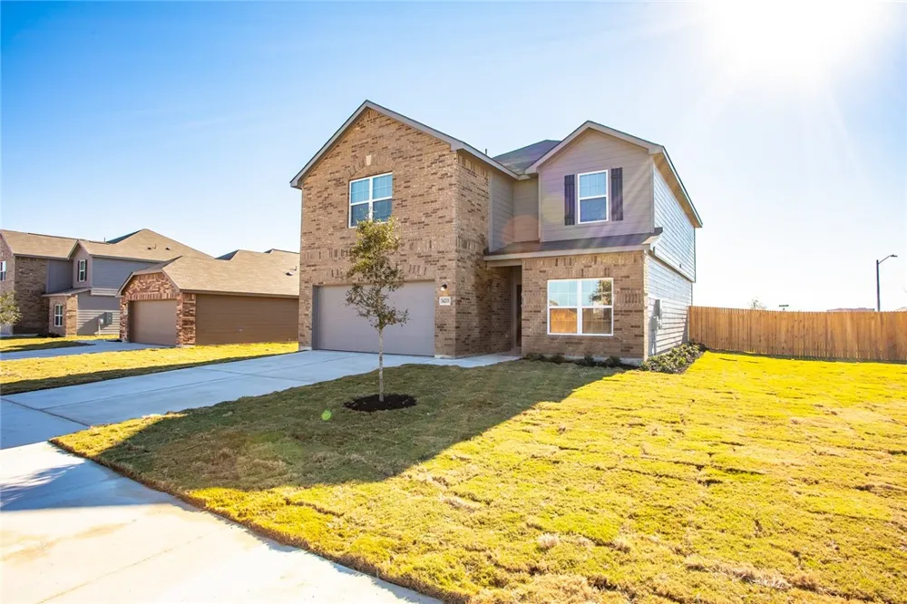 14201 Prairie Sod Lane Elgin, TX 78621
