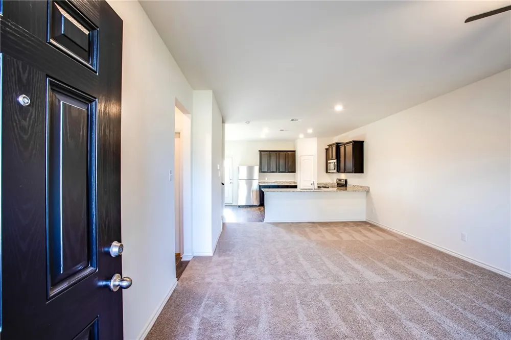 14201 Prairie Sod Lane Elgin, TX 78621