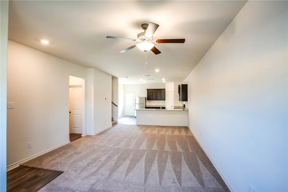 14201 Prairie Sod Lane Elgin, TX 78621