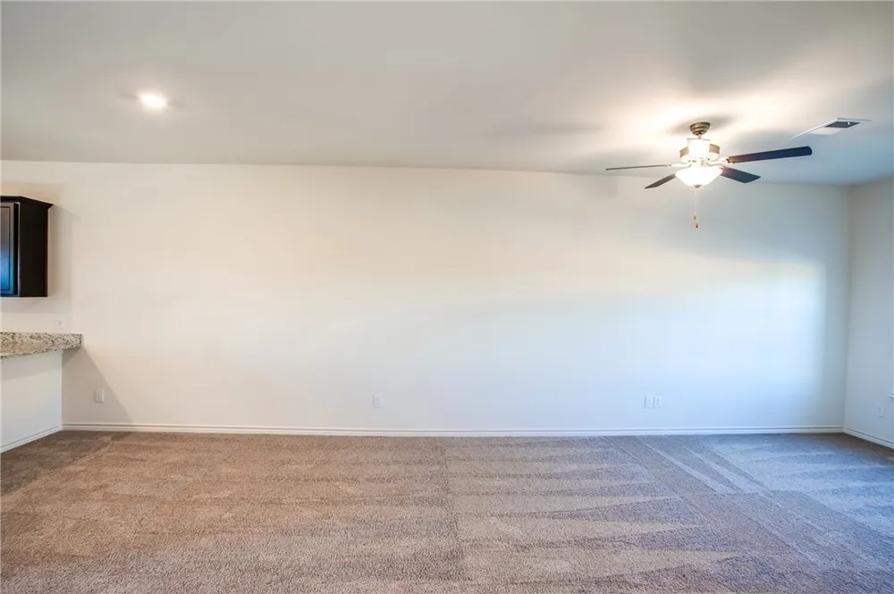 14201 Prairie Sod Lane Elgin, TX 78621