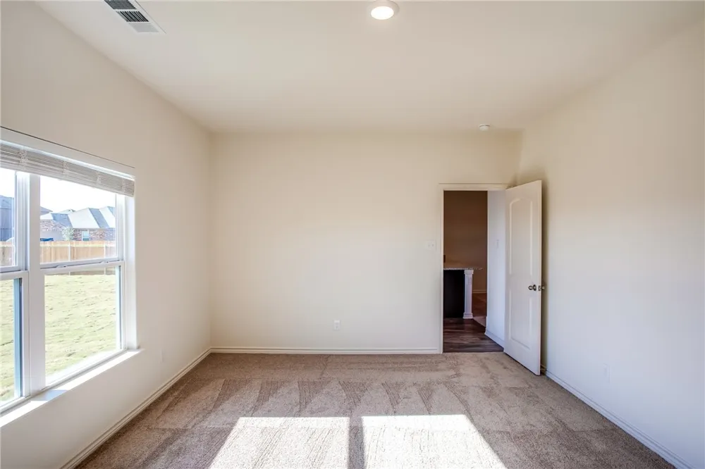 14201 Prairie Sod Lane Elgin, TX 78621