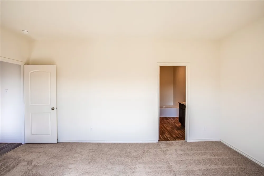 14201 Prairie Sod Lane Elgin, TX 78621