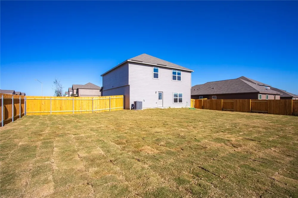 14201 Prairie Sod Lane Elgin, TX 78621