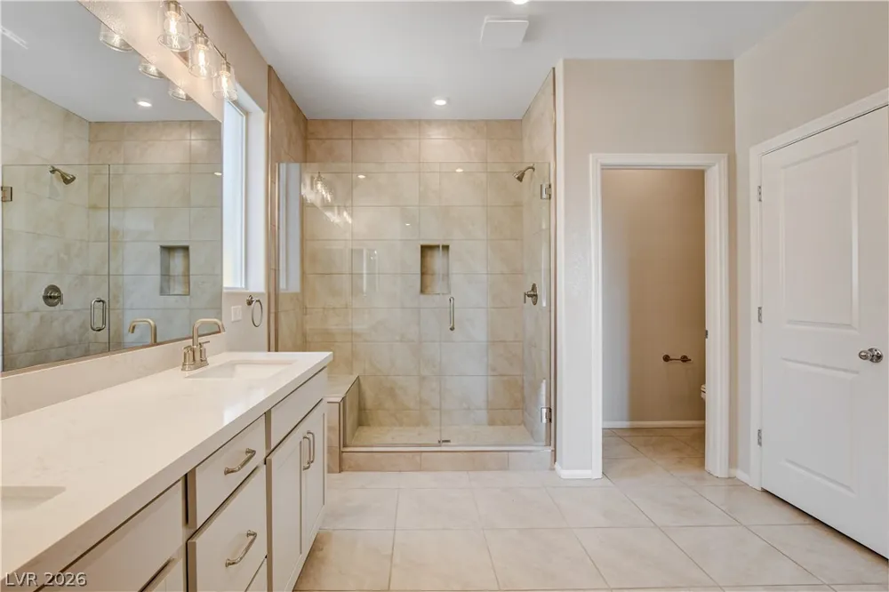 3927 Blooming Orange Avenue Las Vegas, NV 89141