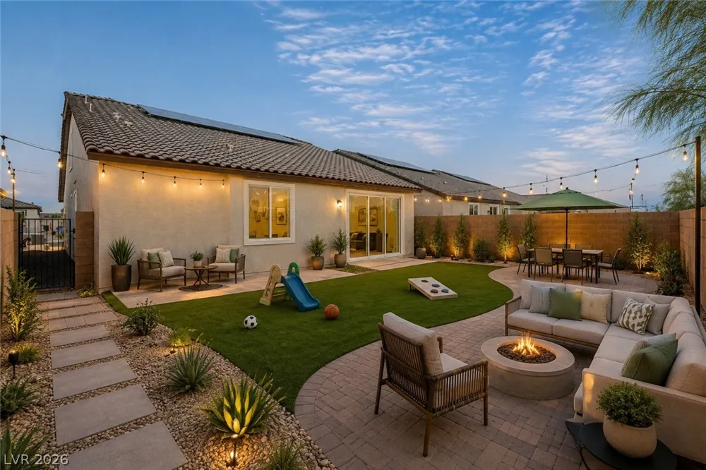 3927 Blooming Orange Avenue Las Vegas, NV 89141