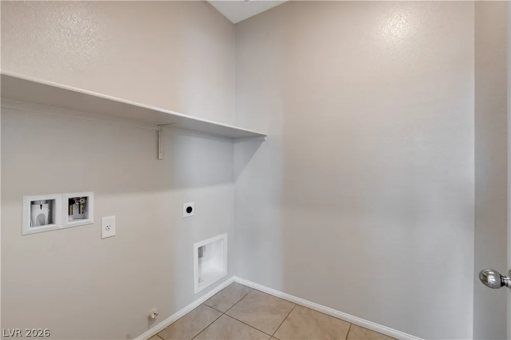 3927 Blooming Orange Avenue Las Vegas, NV 89141