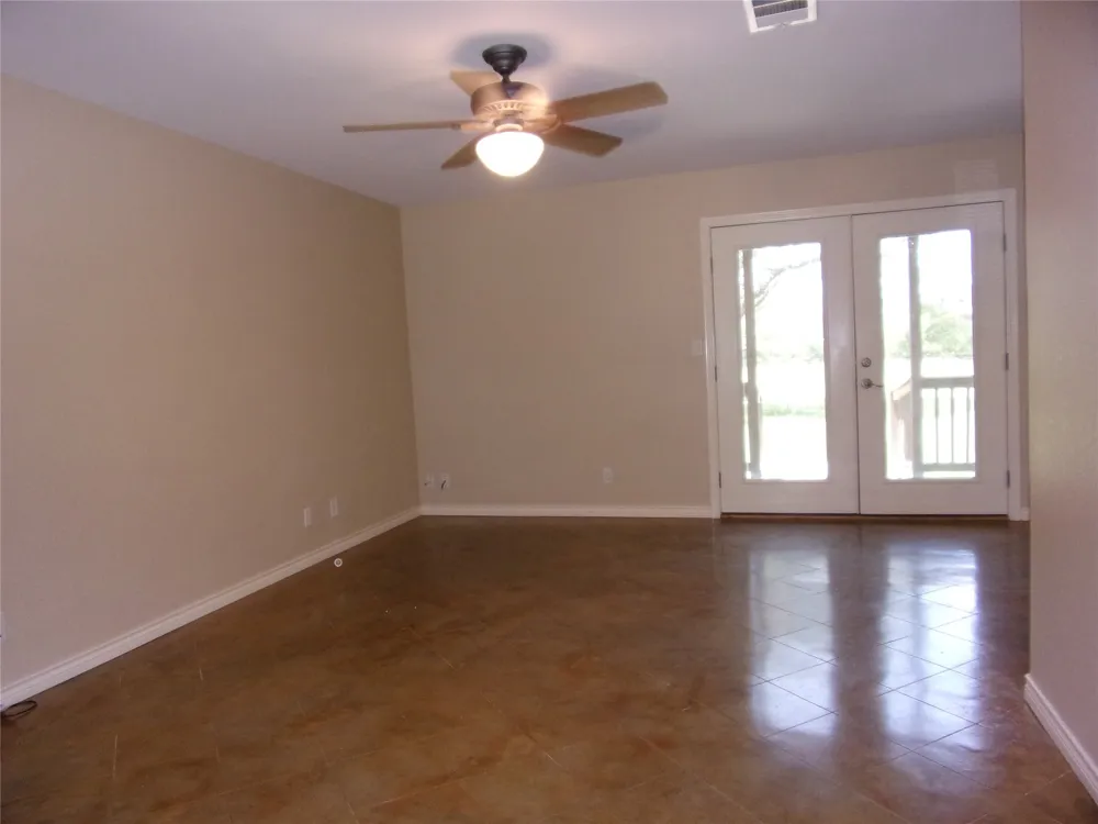 179 Two Friends Trail Johnson City, TX 78636