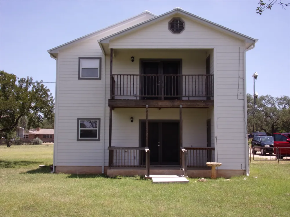 179 Two Friends Trail Johnson City, TX 78636