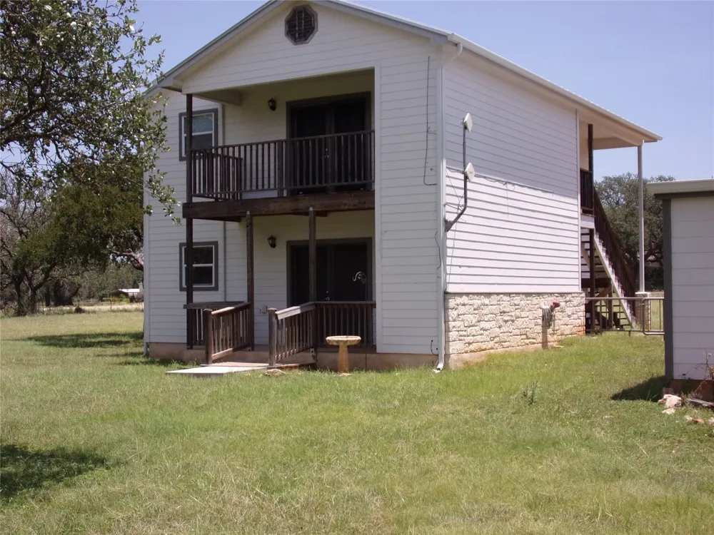 179 Two Friends Trail Johnson City, TX 78636