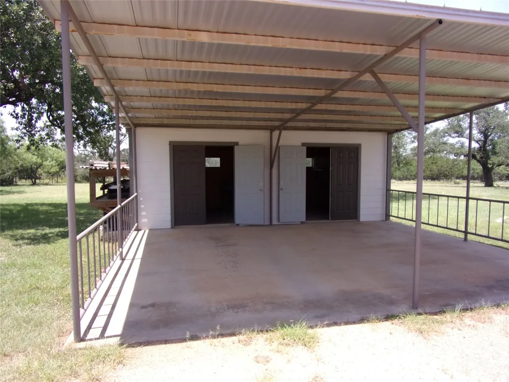 179 Two Friends Trail Johnson City, TX 78636
