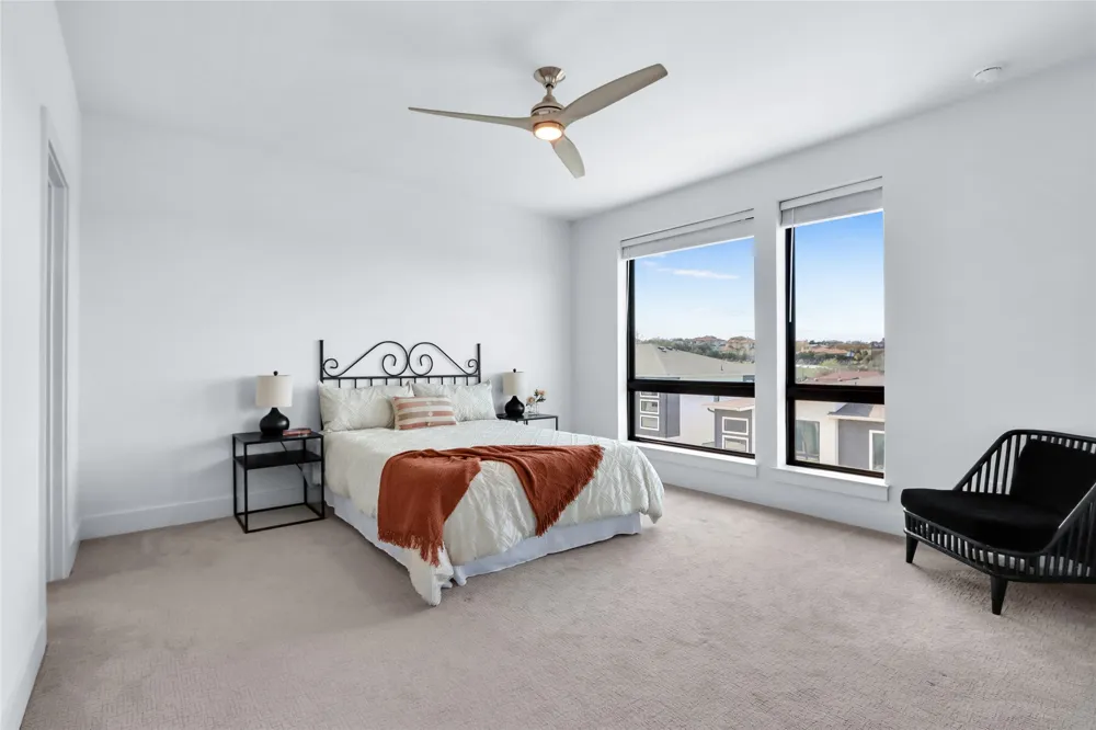2050 Lohmans Spur Road #501 Lakeway, TX 78734