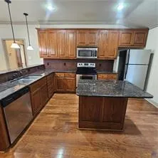 117 Micah Point #B La Vernia, TX 78121