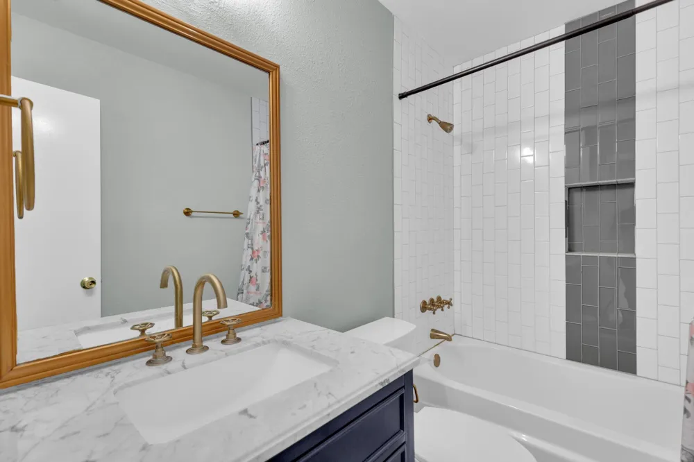 3004 Whisper Oaks Lane #H Georgetown, TX 78628