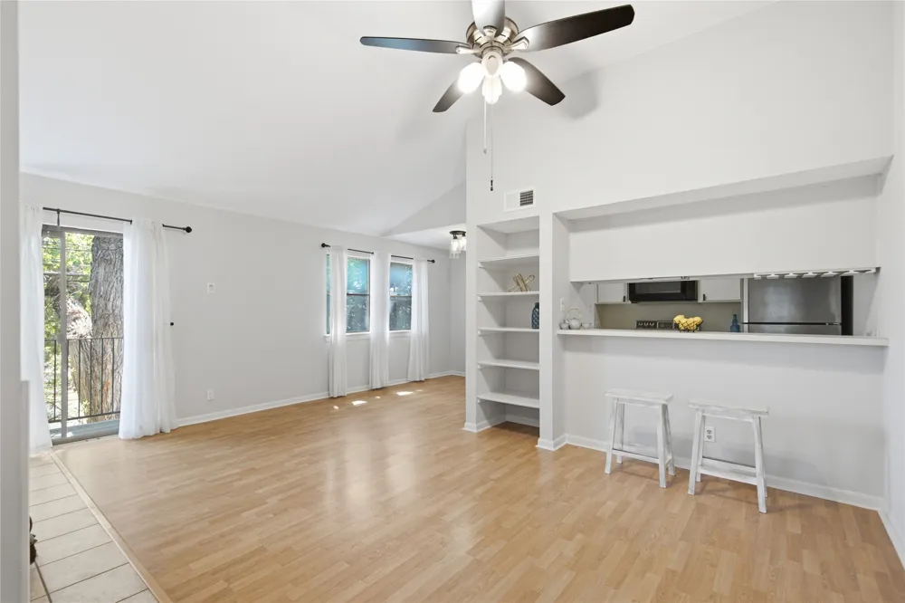9226 Jollyville Road #222 Austin, TX 78759