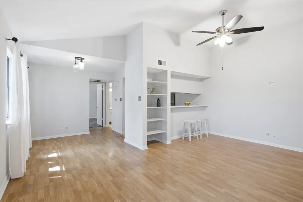 9226 Jollyville Road #222 Austin, TX 78759