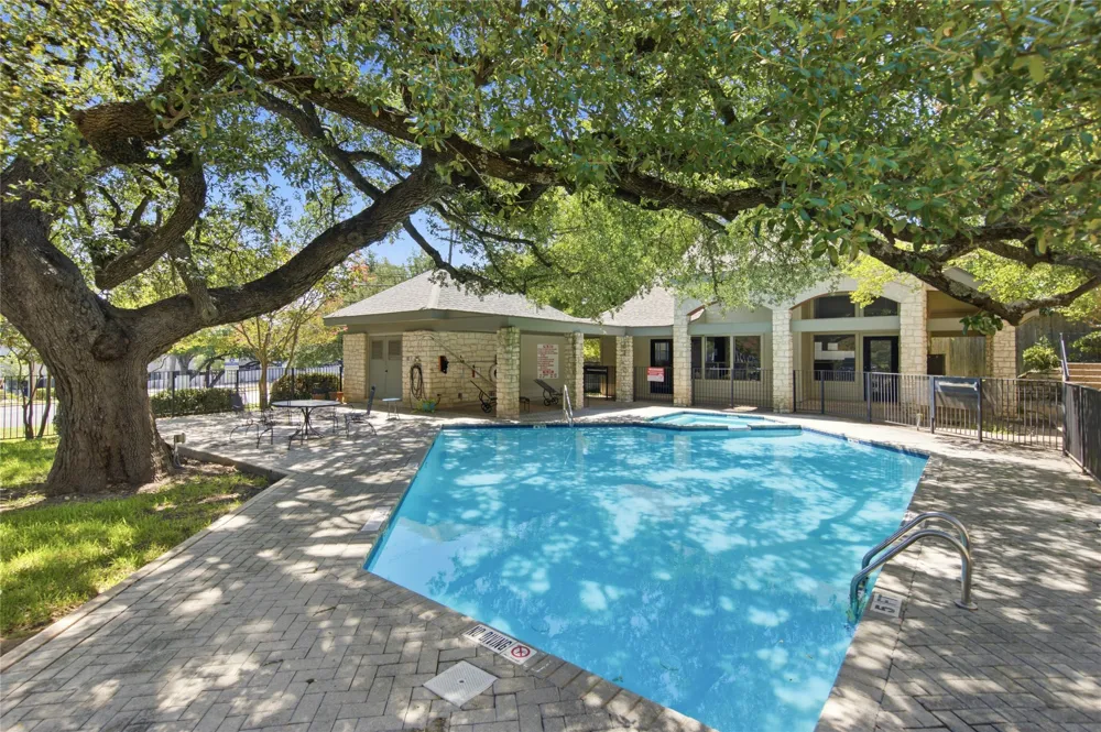 9226 Jollyville Road #222 Austin, TX 78759