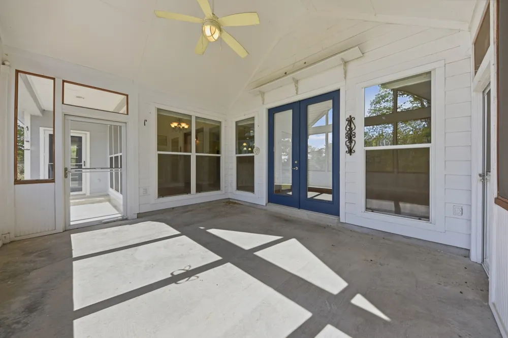 350 Owl Creek Road Giddings, TX 78942