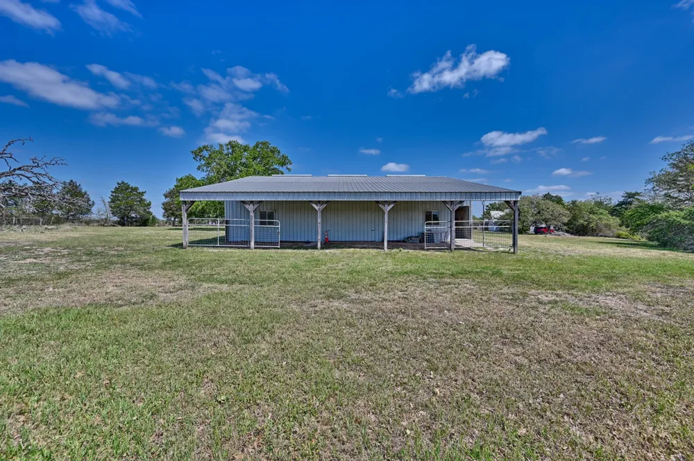 350 Owl Creek Road Giddings, TX 78942