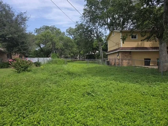 4004 Meeks Avenue San Antonio, TX 78210
