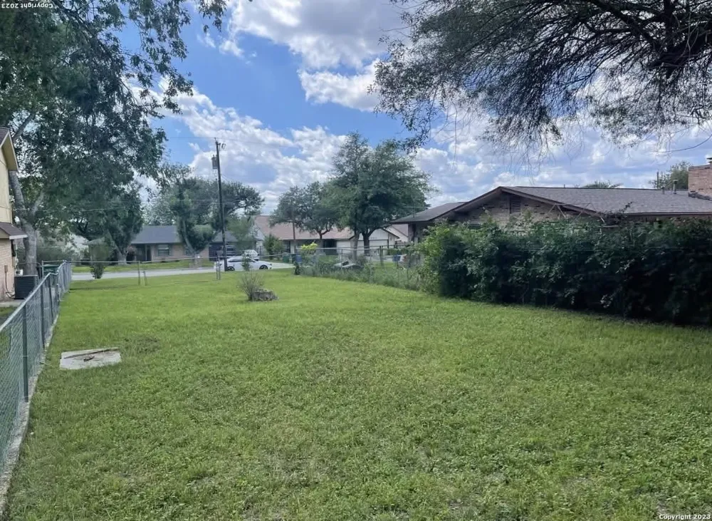 4004 Meeks Avenue San Antonio, TX 78210