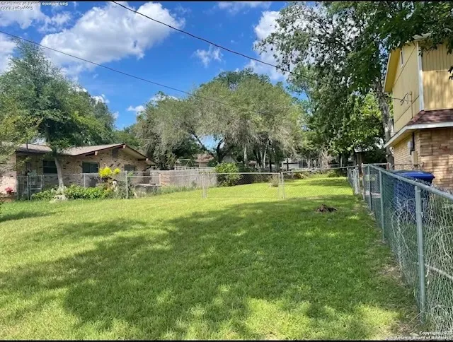 4004 Meeks Avenue San Antonio, TX 78210