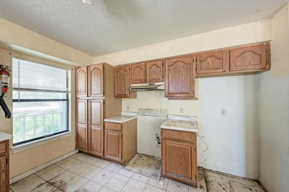 17505 Hamilton Pool Road Austin, TX 78738