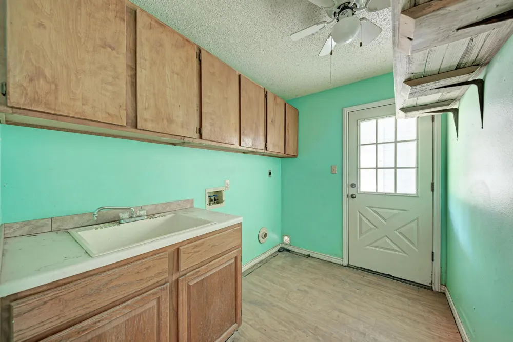 17505 Hamilton Pool Road Austin, TX 78738