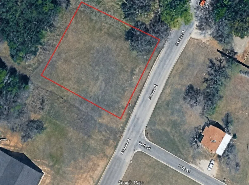 7 Avenue E Avenue Marble Falls, TX 78654