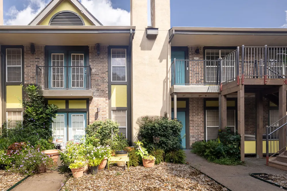 7685 Northcross Drive #628 Austin, TX 78757