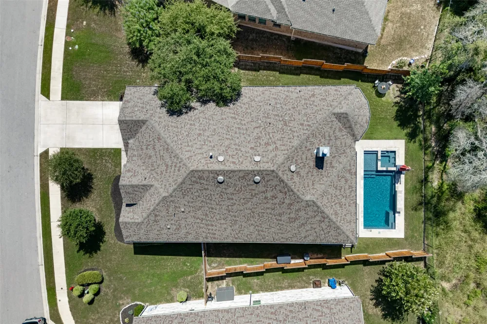 619 Painted Creek Way Kyle, TX 78640