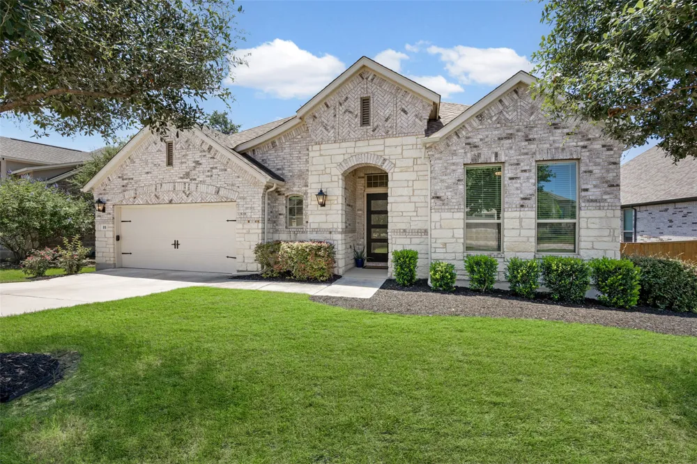 619 Painted Creek Way Kyle, TX 78640