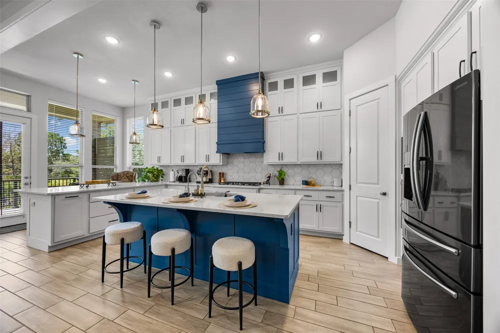 619 Painted Creek Way Kyle, TX 78640