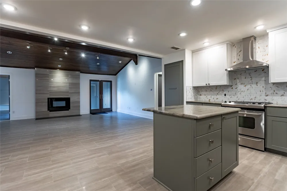 712 Squaw Creek Road Willow Park, TX 76087