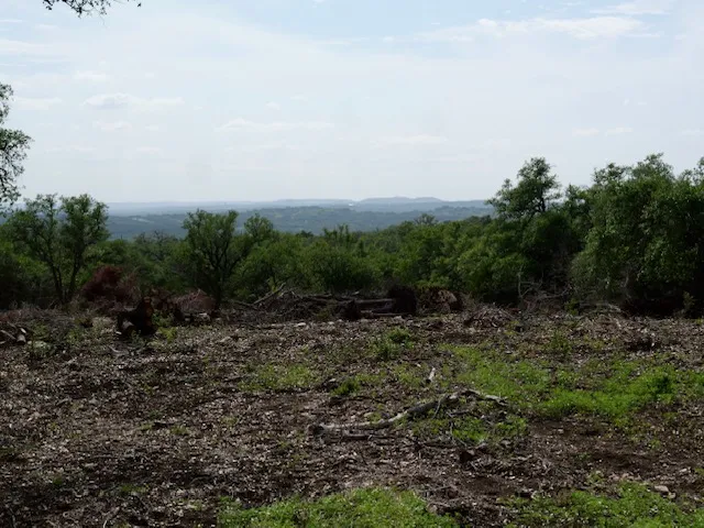 10 Legacy Hills Drive Johnson City, TX 78636